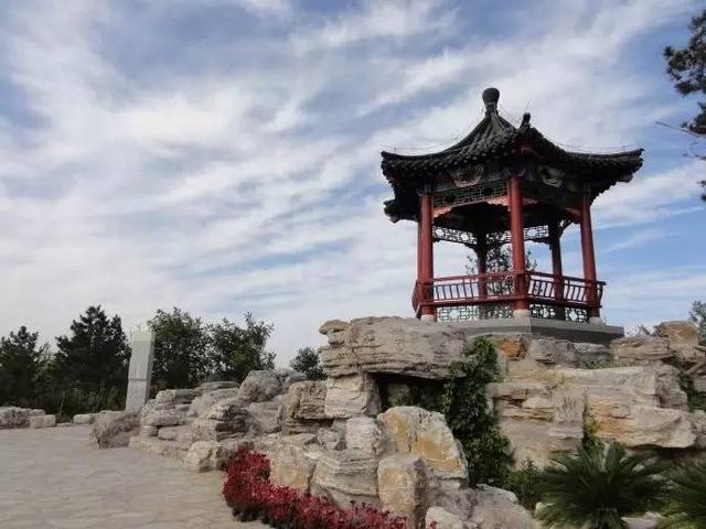 方克立:儒学给人智慧 方克立:儒学给人智慧